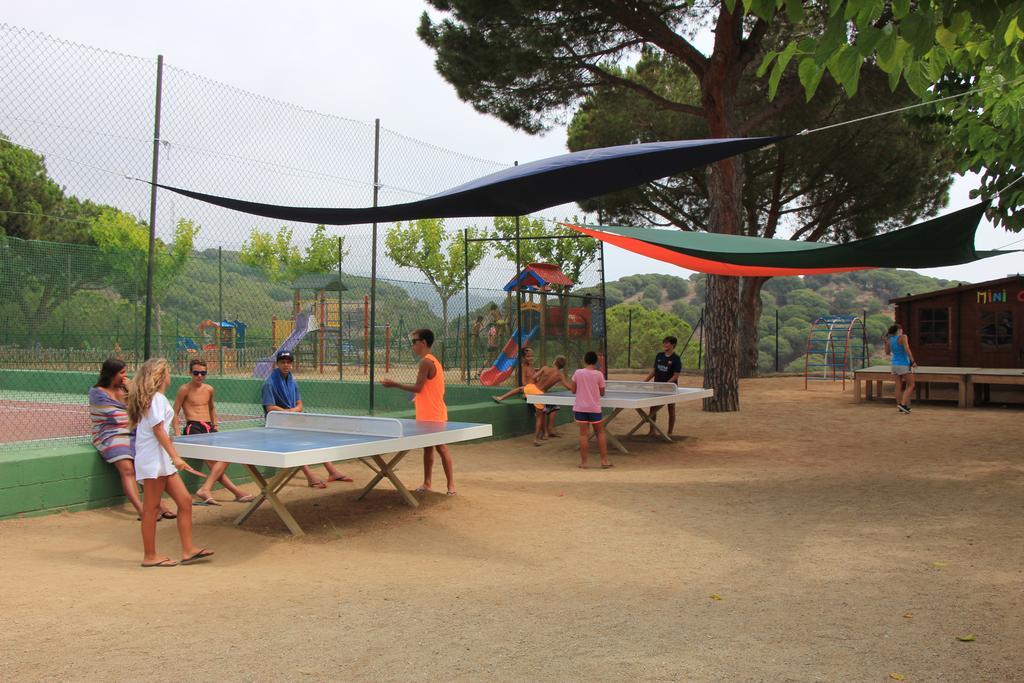 Camping Roca Grossa กาเลญา ภายนอก รูปภาพ