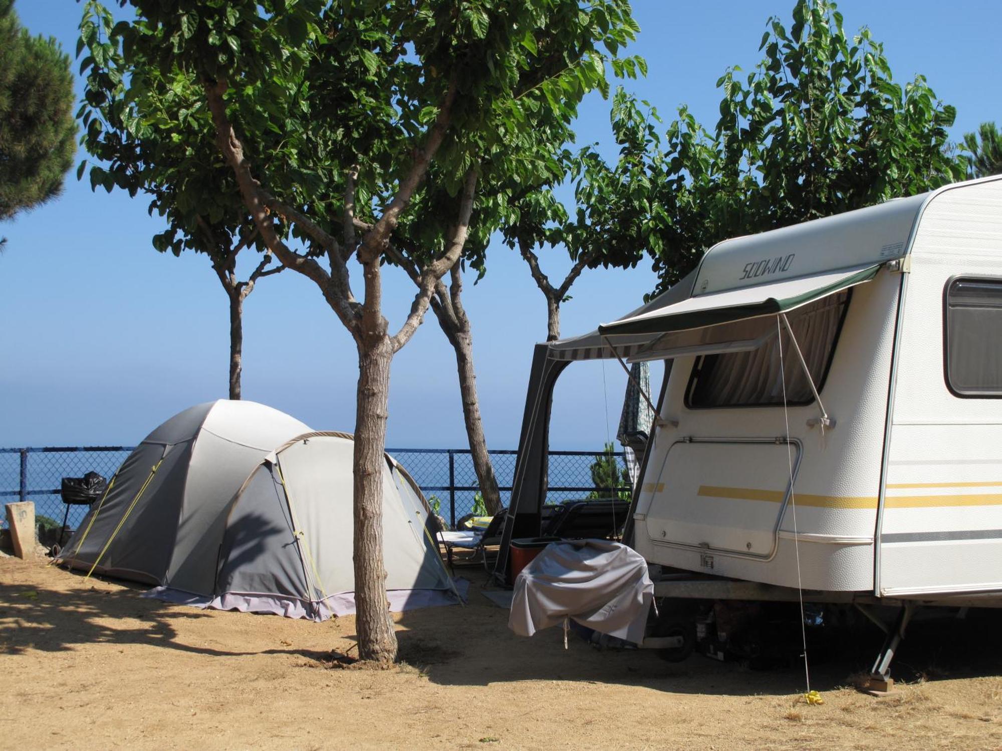 Camping Roca Grossa กาเลญา ภายนอก รูปภาพ